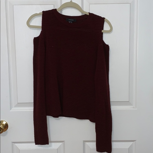 Cold shoulder sweater - Picture 1 of 2